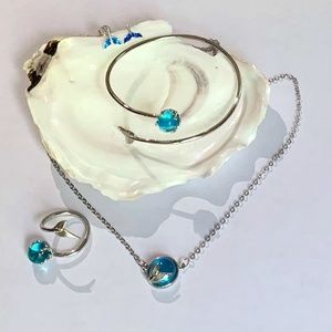 Mako Mermaid Jewelry set